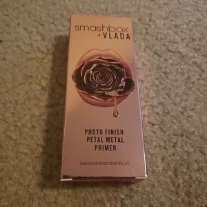 Smashbox + Vlada Photo Finish Petal Metal Primer